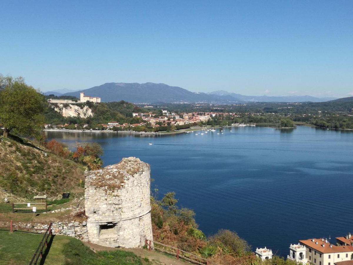 Suite 51 Appartamento Con Terrazzo A 50 Mt Dal Lago - Private Parking (Adults Only) Arona Luaran gambar