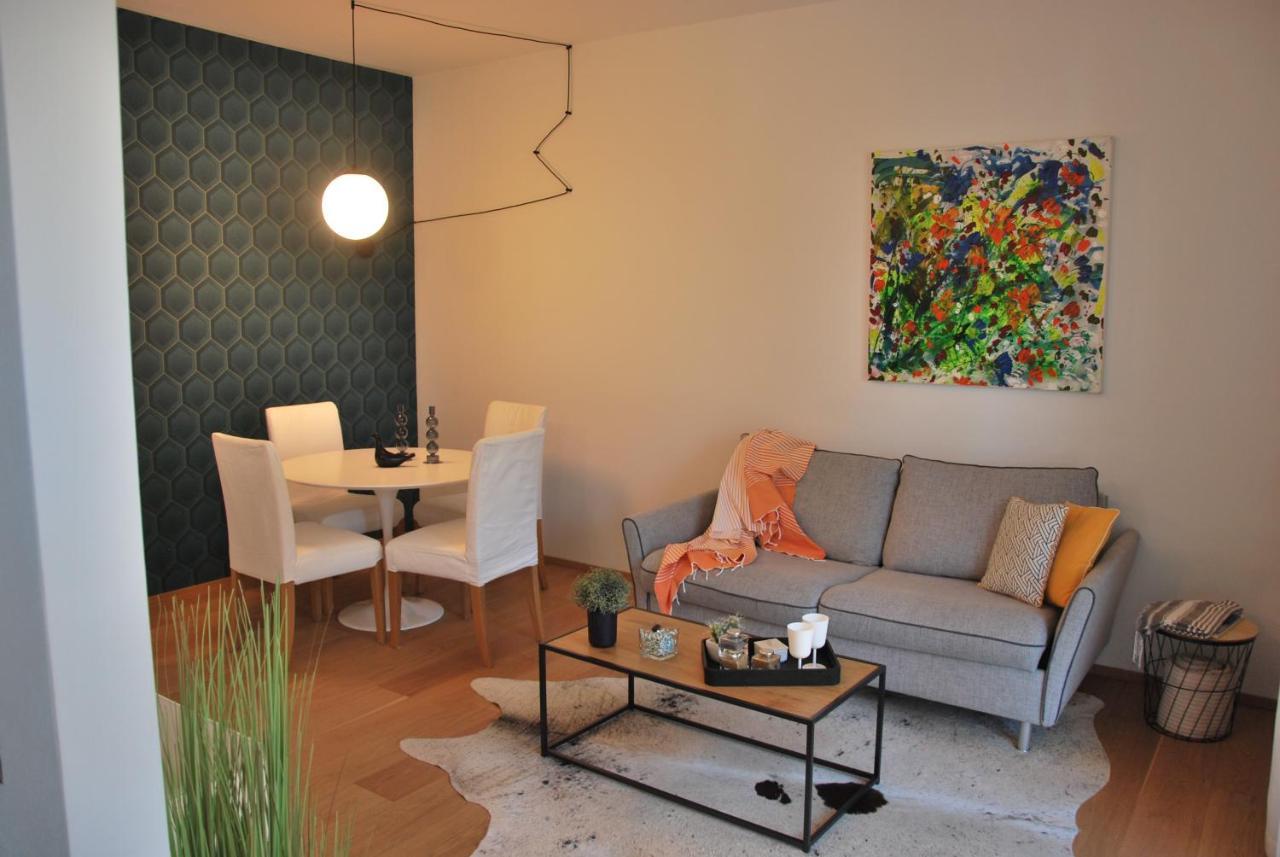 Suite 51 Appartamento Con Terrazzo A 50 Mt Dal Lago - Private Parking (Adults Only) Arona Luaran gambar
