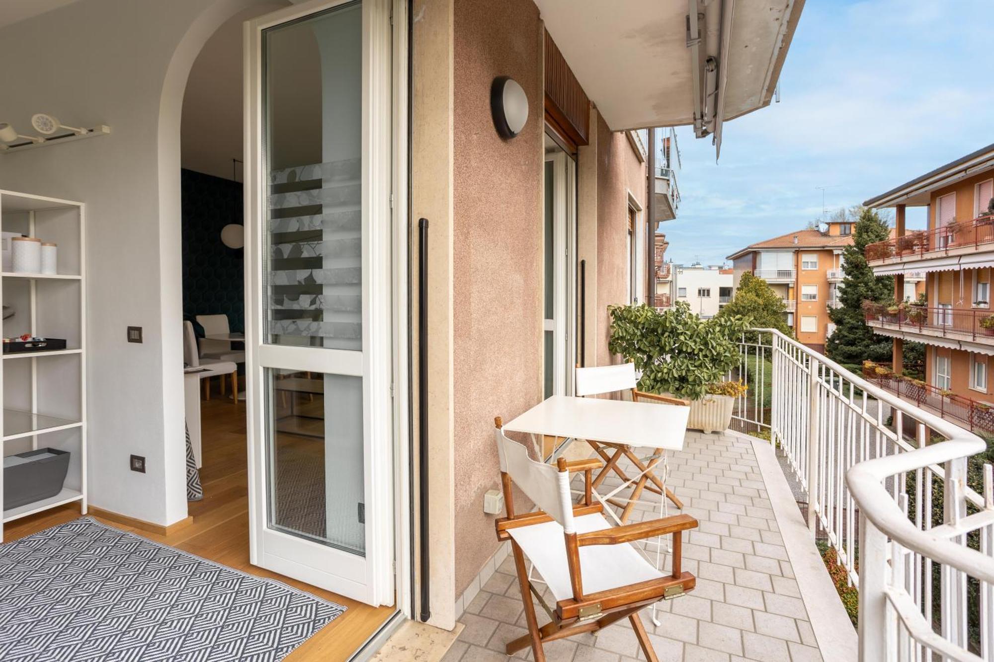 Suite 51 Appartamento Con Terrazzo A 50 Mt Dal Lago - Private Parking (Adults Only) Arona Luaran gambar