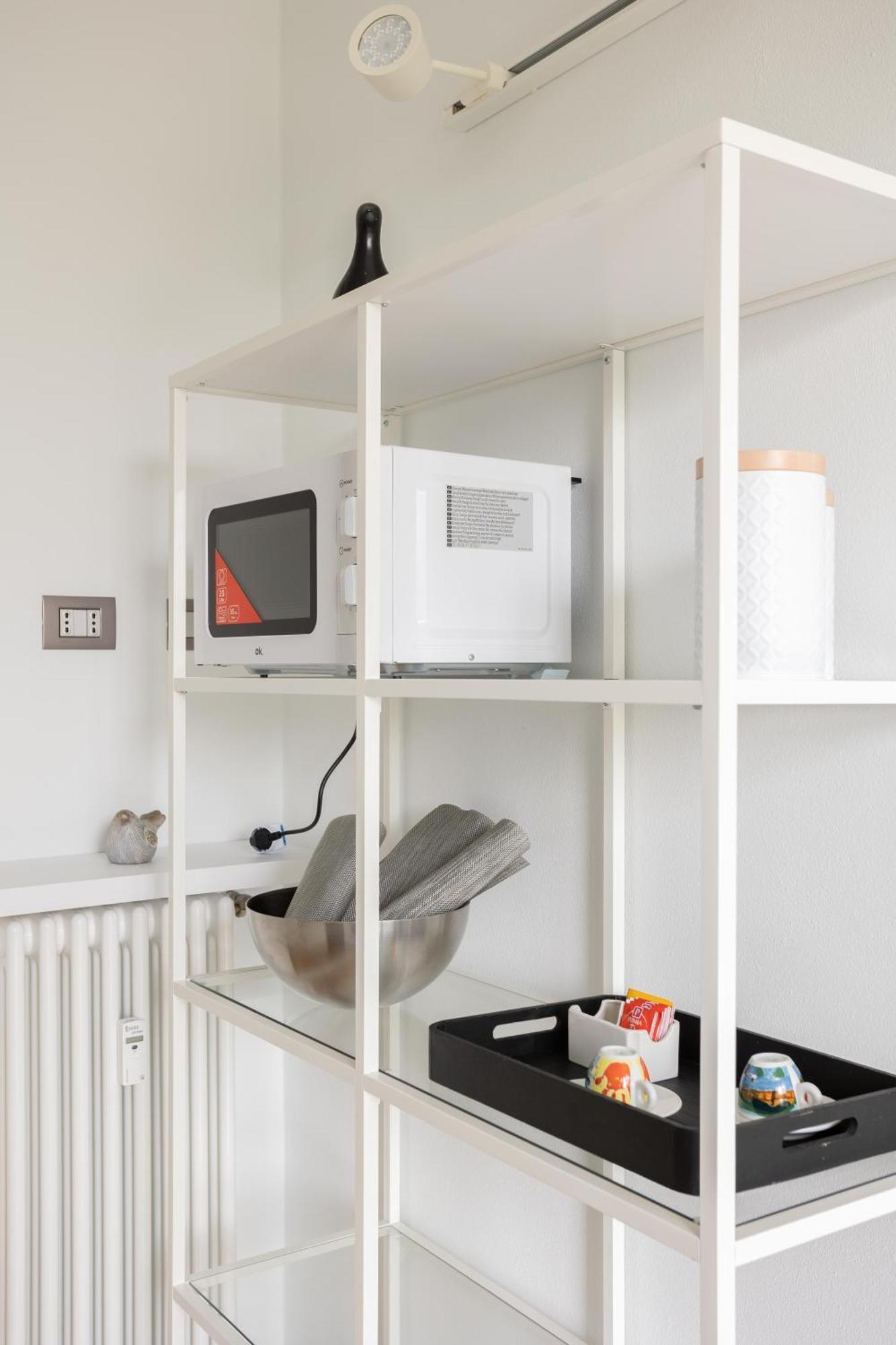 Suite 51 Appartamento Con Terrazzo A 50 Mt Dal Lago - Private Parking (Adults Only) Arona Luaran gambar