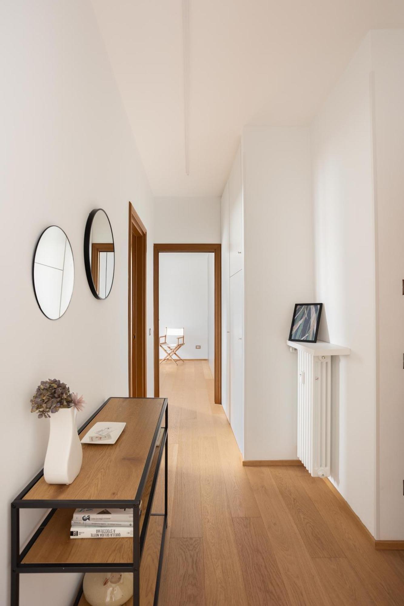Suite 51 Appartamento Con Terrazzo A 50 Mt Dal Lago - Private Parking (Adults Only) Arona Luaran gambar